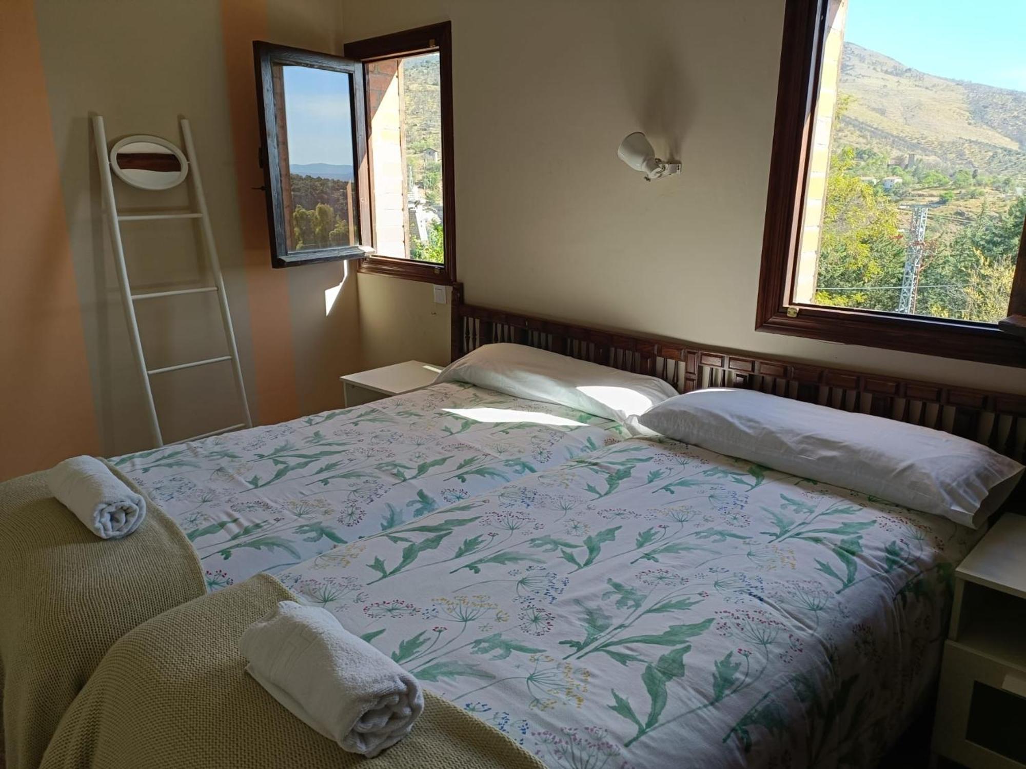 Hotel Rural Don Burguillo El Tiemblo Esterno foto
