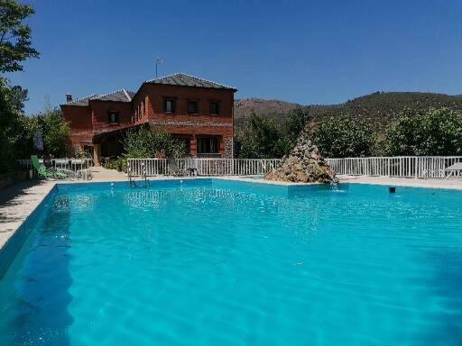 Hotel Rural Don Burguillo El Tiemblo Esterno foto